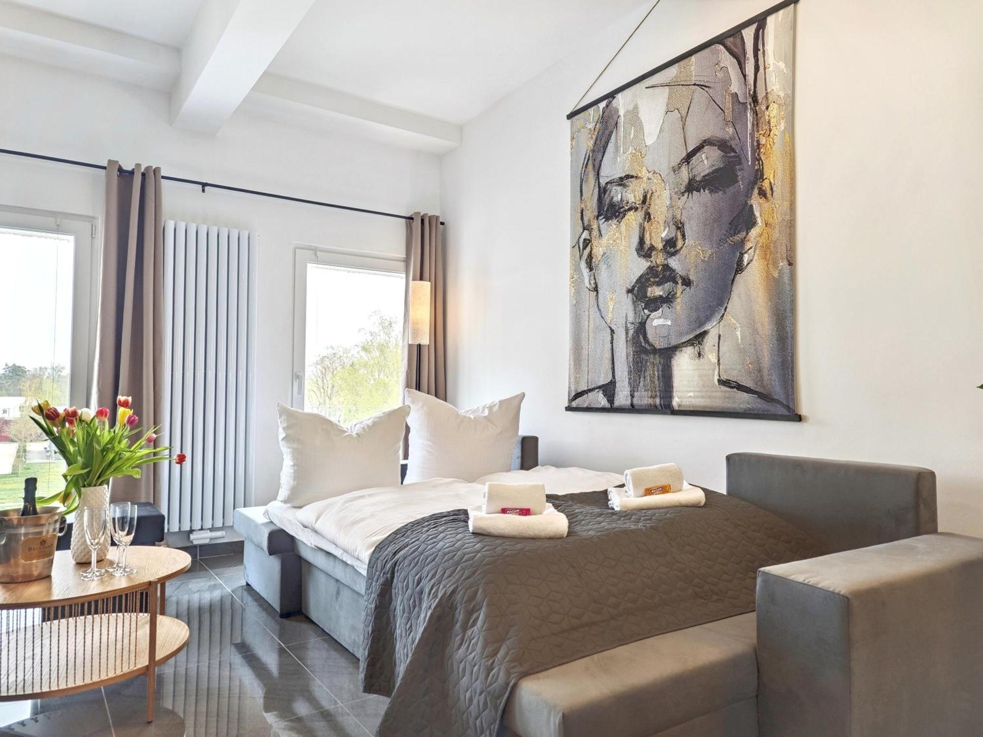 Apartment Loft Fuer Bis Zu 12, Whirlpool, Infrarotsauna, Arcade-spiele, Tischfussball, Wii Nürnberg