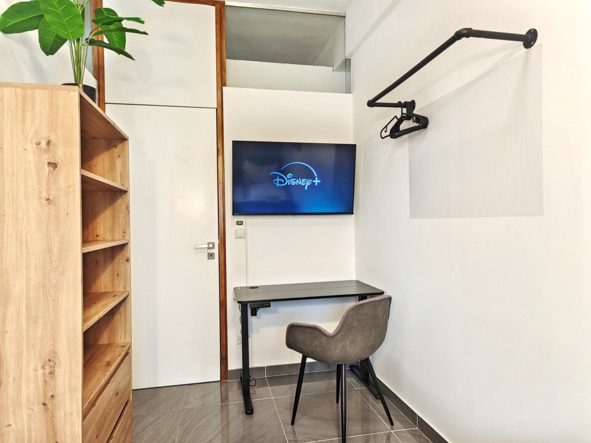Loft Fuer Bis Zu 12, Whirlpool, Infrarotsauna, Arcade-spiele, Tischfussball, Wii *