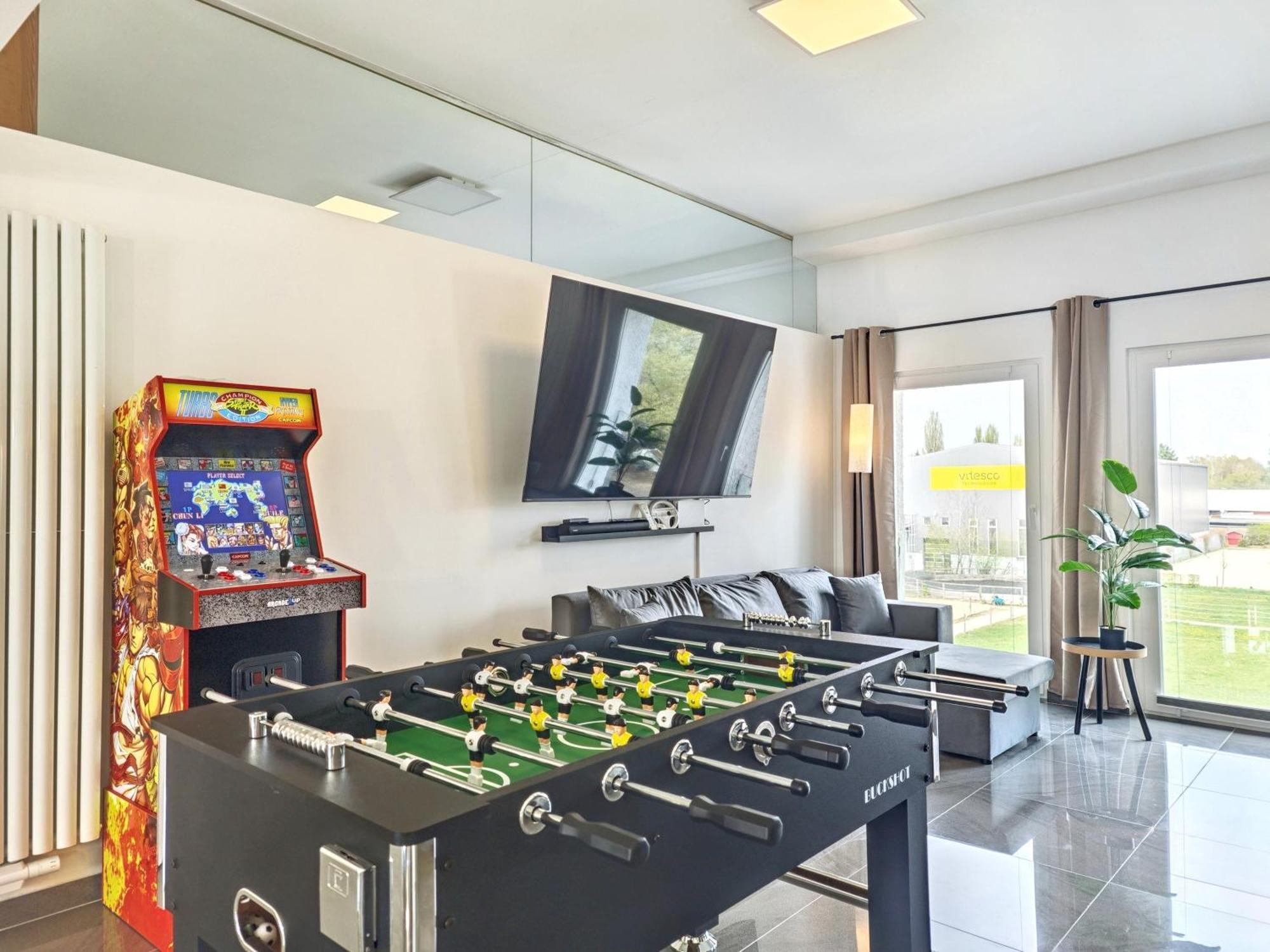 Apartment Loft Fuer Bis Zu 12, Whirlpool, Infrarotsauna, Arcade-spiele, Tischfussball, Wii *